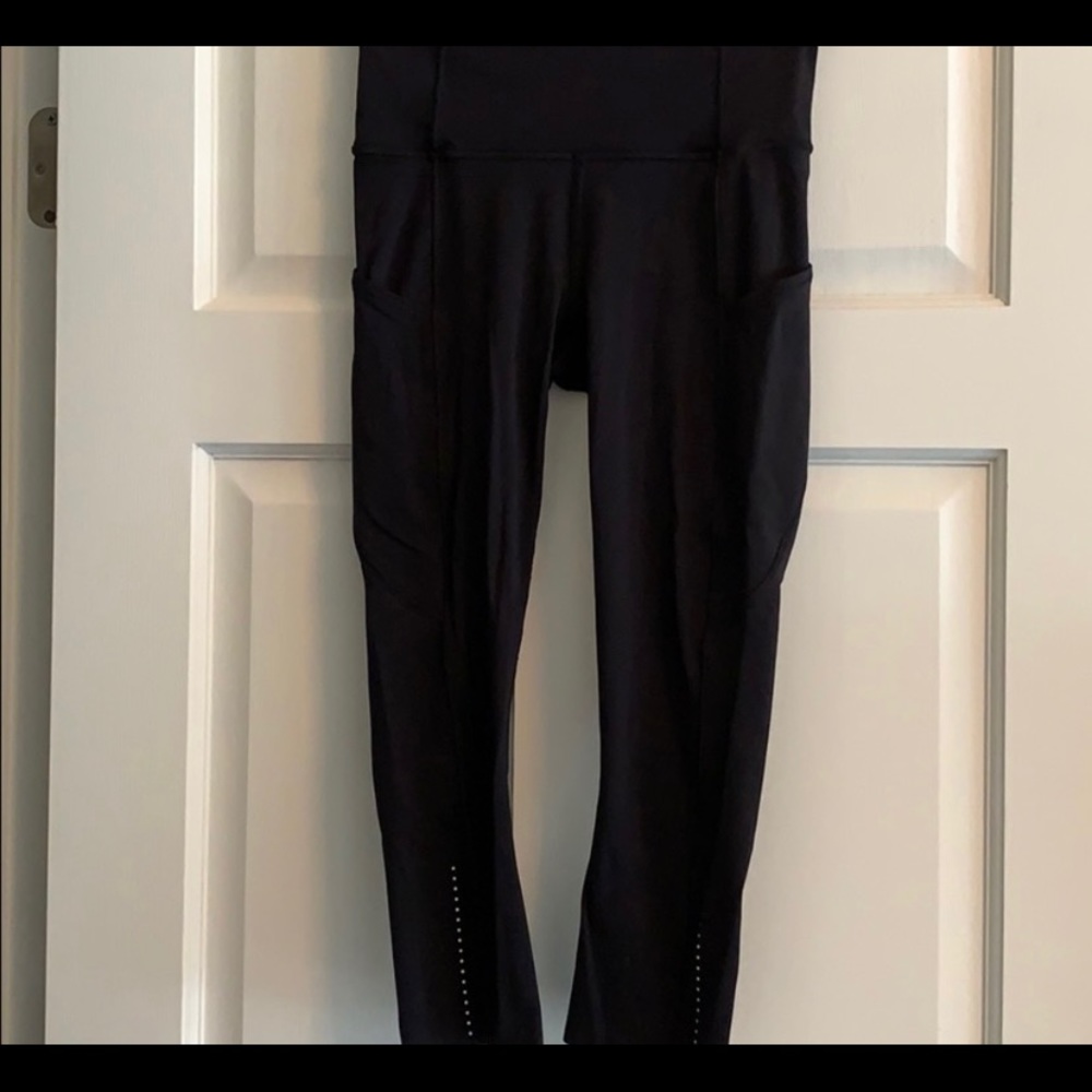Black LuluLemon leggings